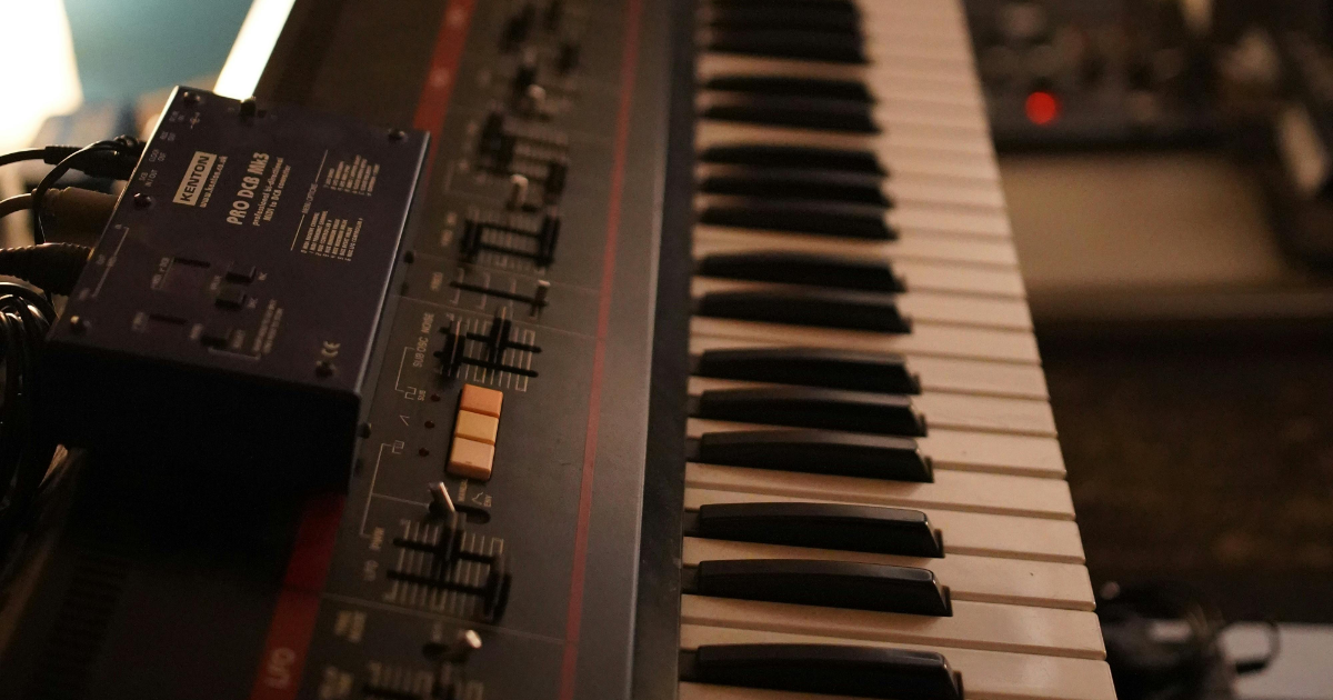 Musikverlag vs Musikvertrieb: Was Jeder Kunstler Wissen Muss